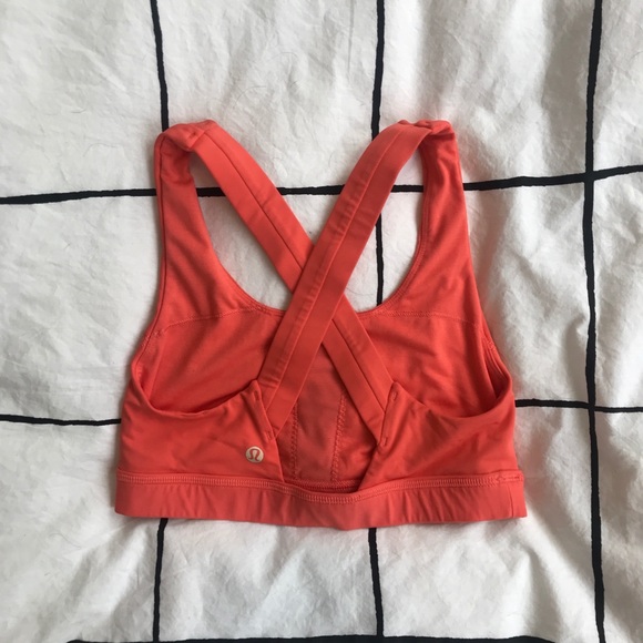 lululemon size 4 sports bra